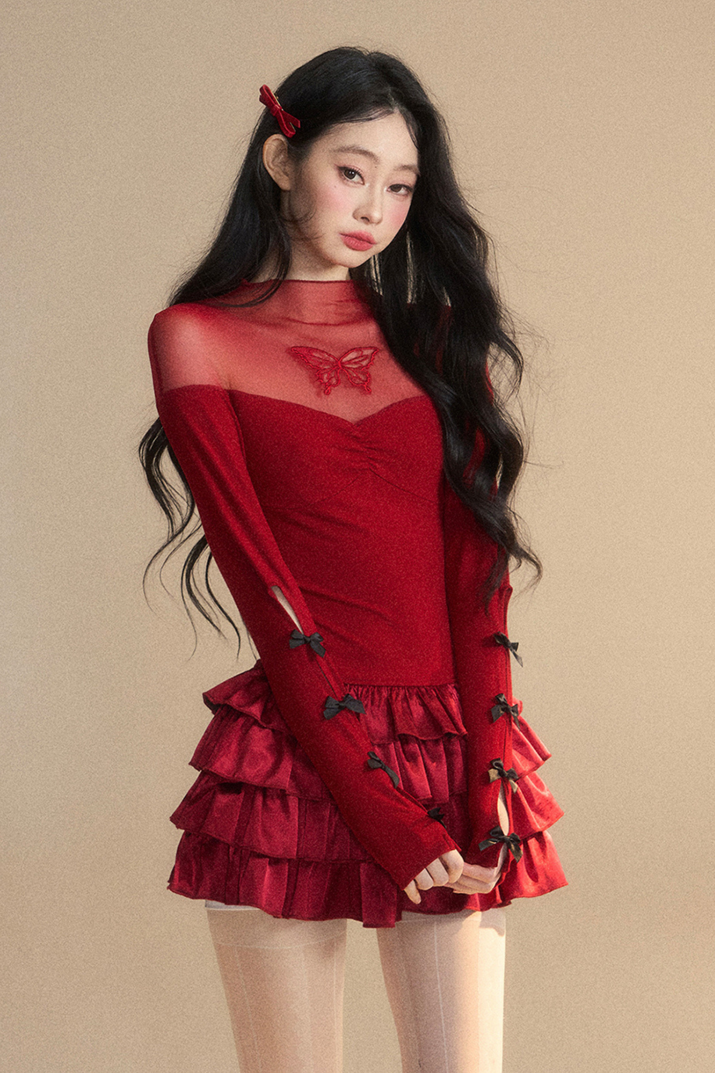 Schickes, transparentes, kurzes Reservierungskleid mit Rüschen