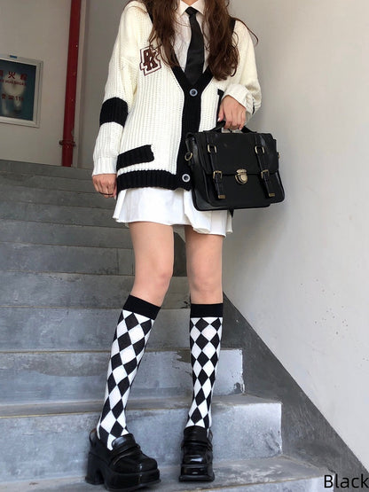 4 Diamond Retro Colors Pattern Socks Calf