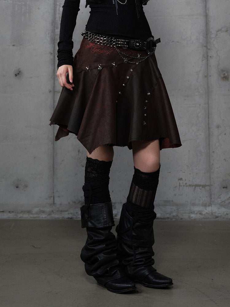 Asymmetrischer Rock Punk Rot mit Stickerei Ödland Saum Braun Blumen Wildleder