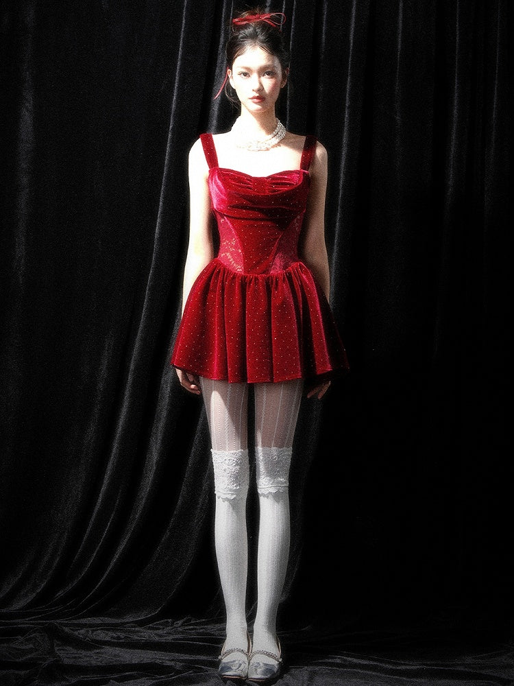 Strassverzierungen Weihnachten Weinrot Rückenfreies Kleid Perlendetails