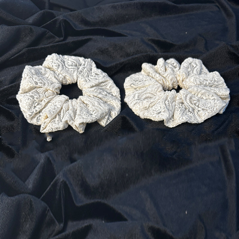 Haar Chou Elegante Juni-Serie + Bandreservierungen: Eva für 1 Schürze Chou Frist