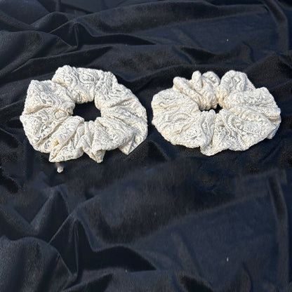 Haar Chou Elegante Juni-Serie + Bandreservierungen: Eva für 1 Schürze Chou Frist