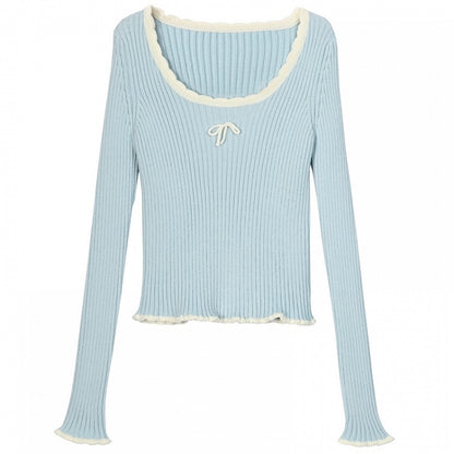 Blaues, schmal geschnittenes Strickoberteil mit Rundhalsausschnitt und Schleifendetails