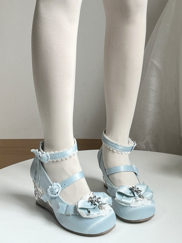 Blue Winter Embossed Transparent Heel Shoes with Heart Buckle - Vintage Sweetheart