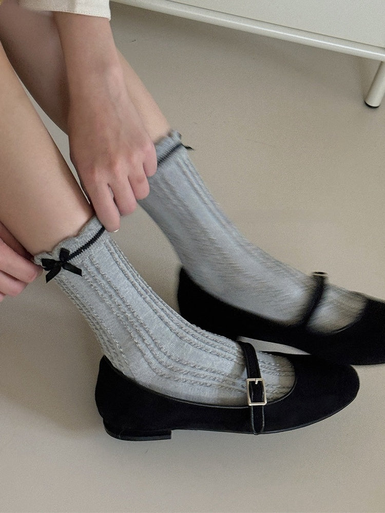 White/Beige/Light Grey/Dark Grey/Black Sweet Bowknot Ruffled Cuff Calf Socks