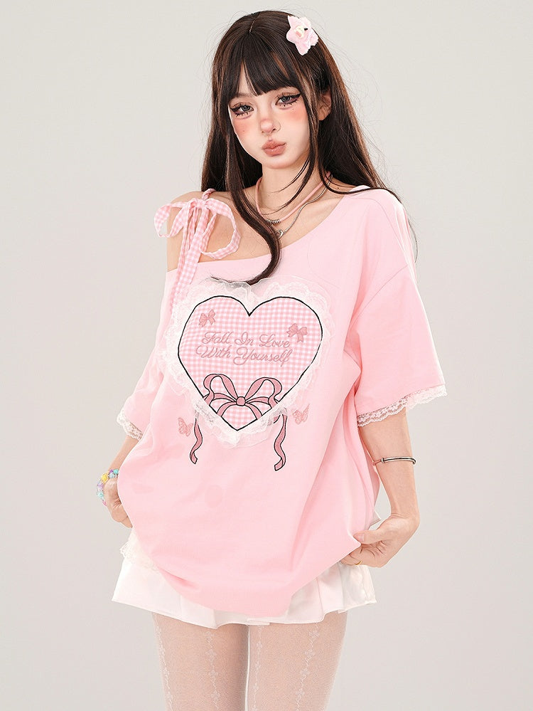 ミルクイエロー/ピンク チェック柄 ハートプリント アシンメトリーネックライン レーストリム Tシャツ