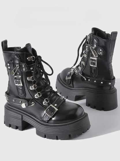 Chunky Gothic Black Details Pin - Martins