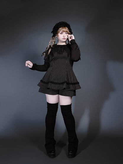Kei Striped Gothic Jirai Black Collar Set: Shorts Brooch Bow Juliette Top with Pointed Sleeve