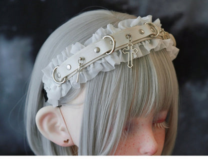 ホワイトゴシッククロススタッドリングバックルフリルKC