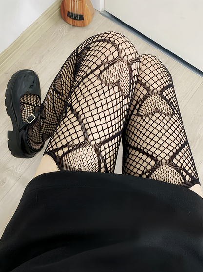 ミルクホワイト/ライトコーヒー/ブラックハートフィッシュネットサスペンダータイツ