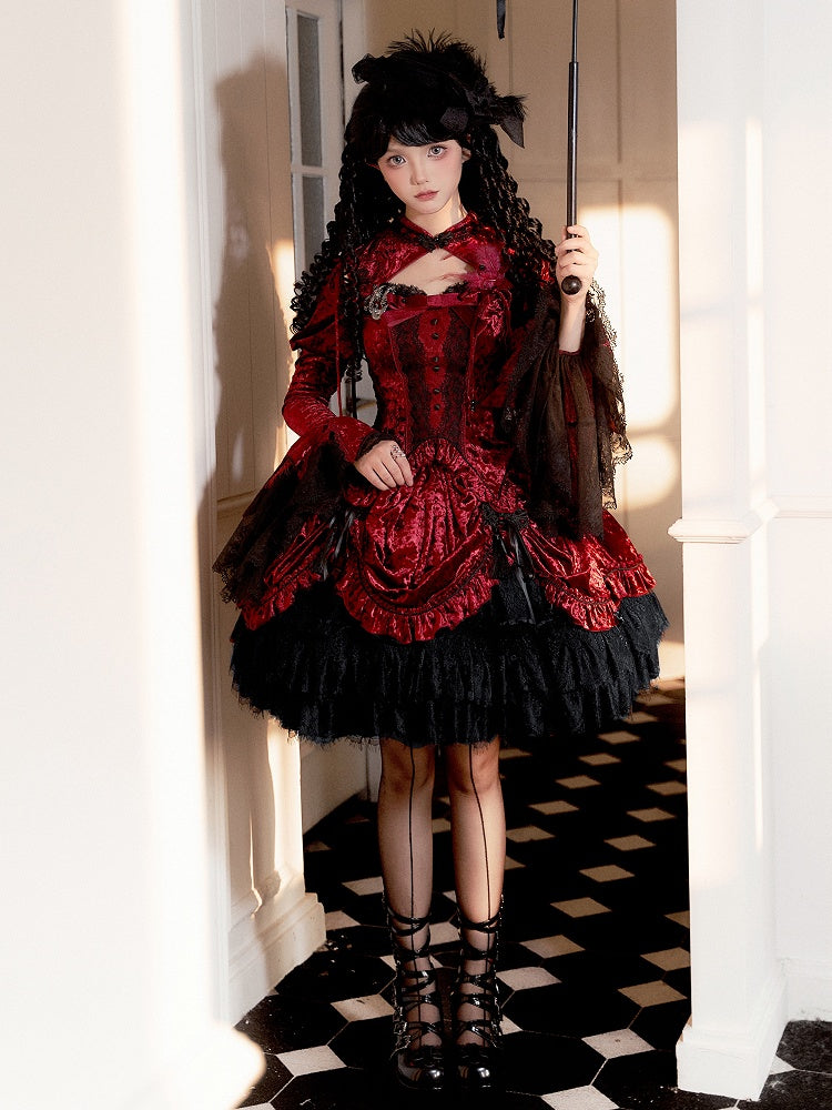 Rotes, abnehmbares Samtoberteil mit langen Glockenärmeln und Schlangenknochenmuster