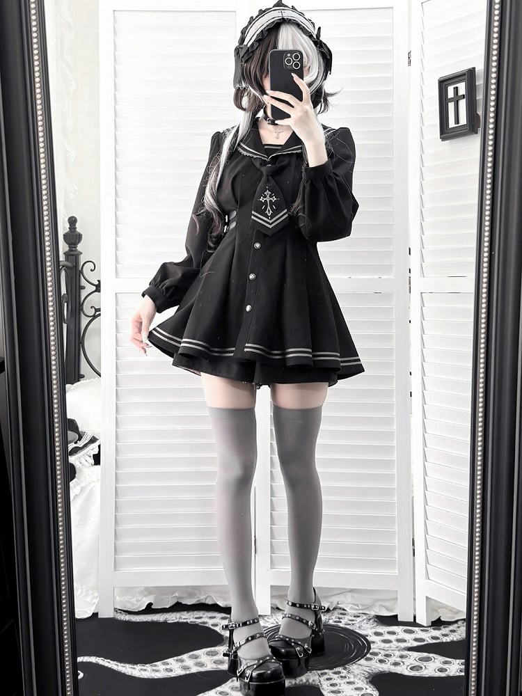 Black Sailor-Collar Dress Set with Bow Tie & Shorts - Ekomi