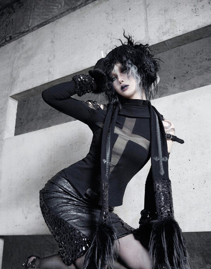 Schwarzes, halbtransparentes, langärmliges Gothic-Oberteil mit offenen Schultern und kreuzförmigen Netzeinsätzen