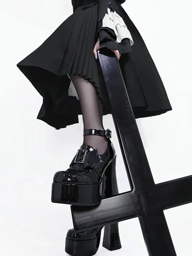 High Decor Block Gothic Heels Design Platform Wing Black Polished Bat PU Leather Spiderweb in -