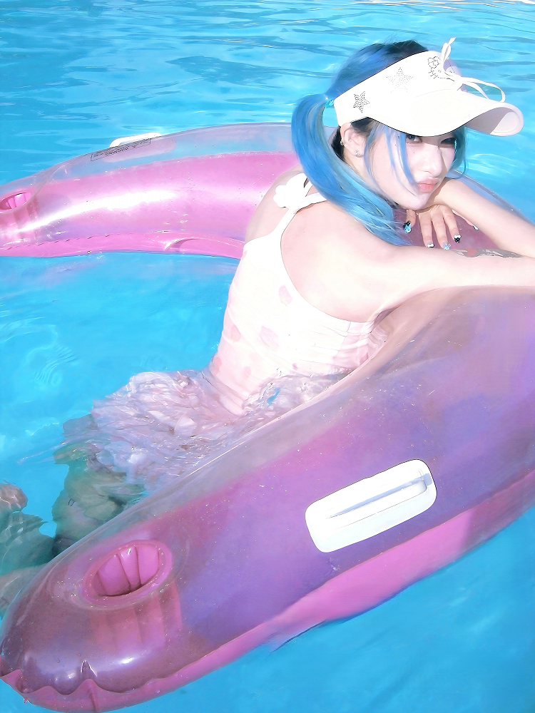 Details Top Strawberry Pink Cami Rhinestone with Print