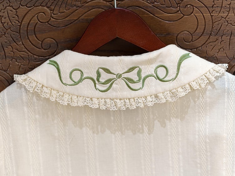 Green Grape Embroidery Collar Cream Short Sleeve Top - Dream Magic Box