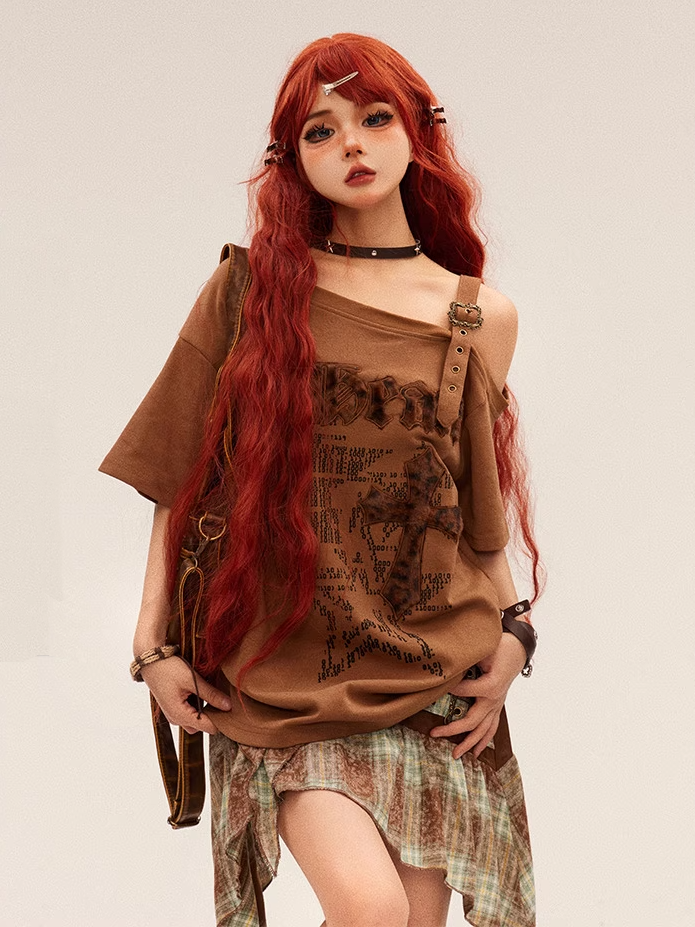 Fashion Gyaru Asymmetrischer T-Shirt Ausschnitt Leopard Kreuz Applikation Braun
