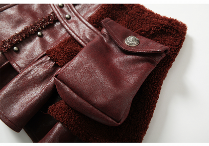 Weinroter Rock mit Schnallengürtel