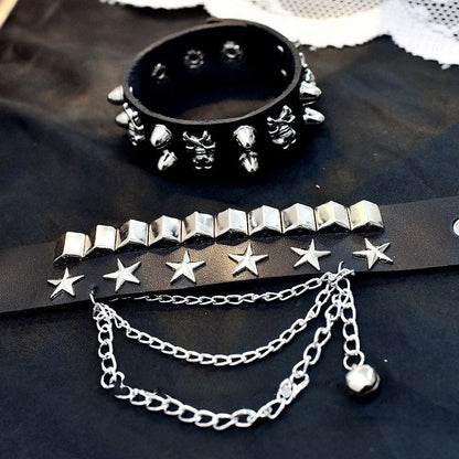 Head Studs Black Accents Bracelet Details with Stars Skeleton