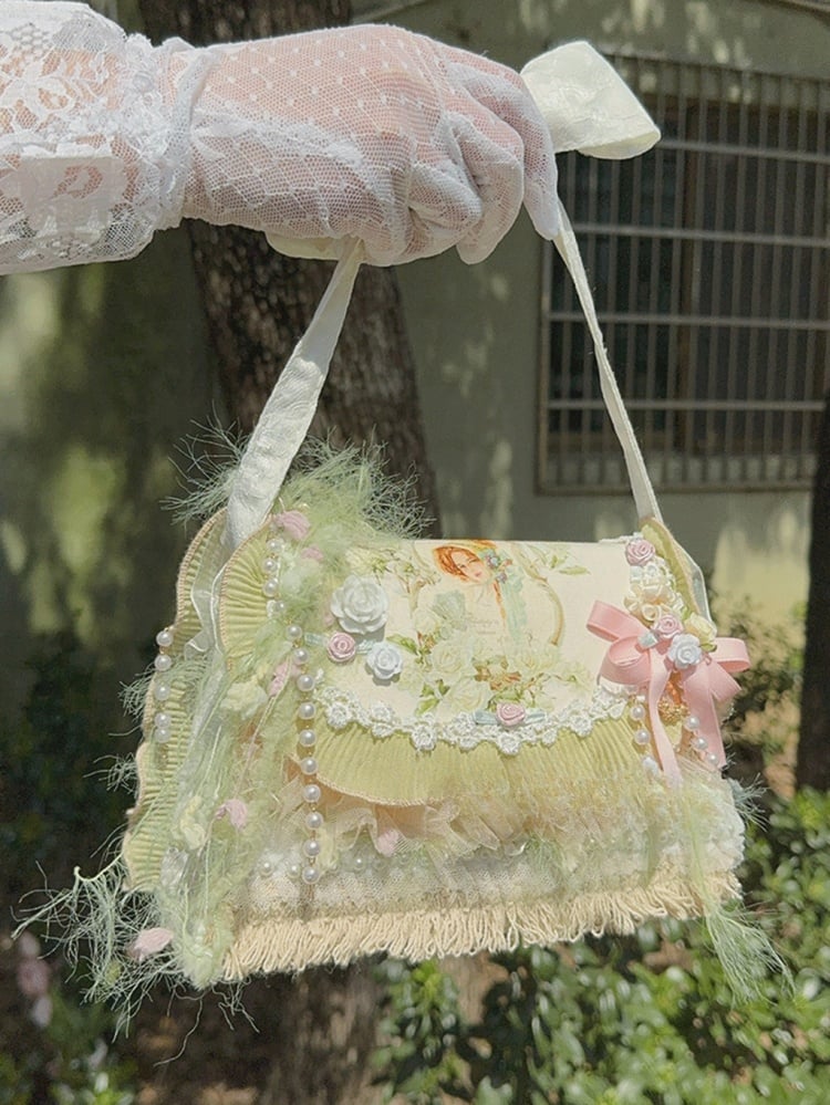 ライトグリーンの花柄フェザー装飾ショルダーバッグ