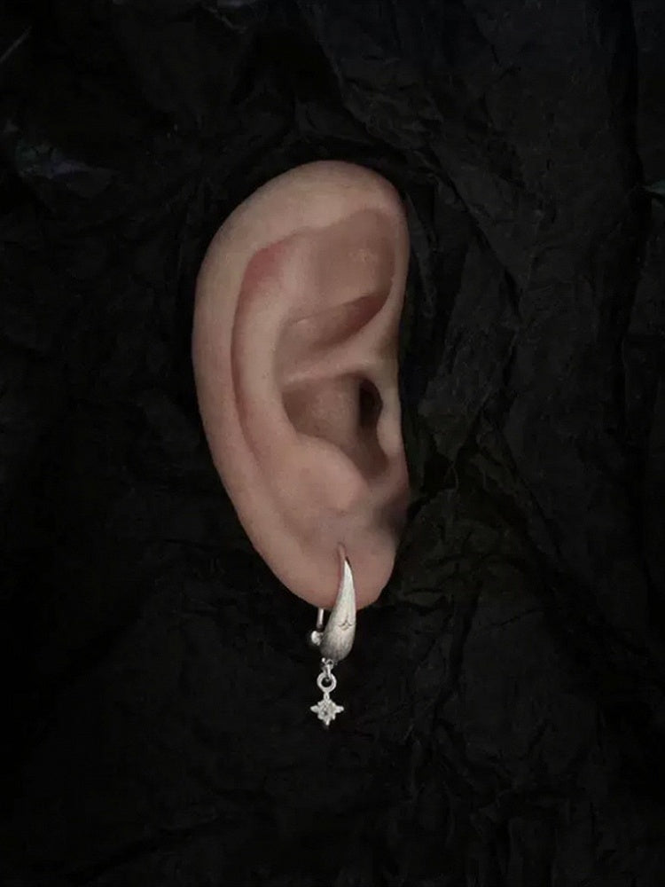 Silver Star Pendant Earrings with Rhinestone Details - Insomnia Artist