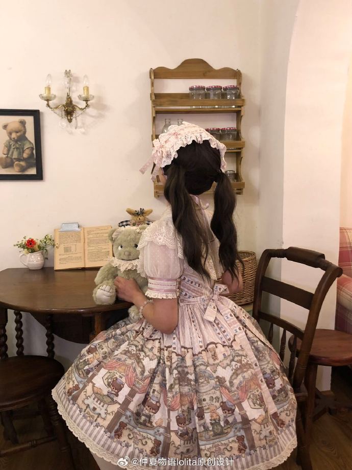 Dress Printed Bear Lolita Lace-Trimmed with Sweet Beige Accents Bow