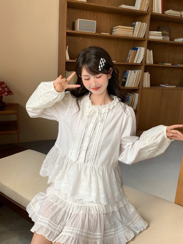 Self-tie Ruffle Neckline White Pleating Hem Blouse Details Lace