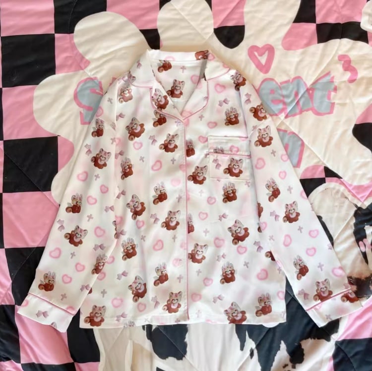ホワイトピンクのかわいいレッサーパンダ柄パジャマセット