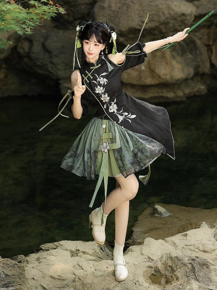 Black & Green Lily Embroidery Asymmetrical Top and Skirt - Han Ru Chu Hanfu & Han-Element Studi