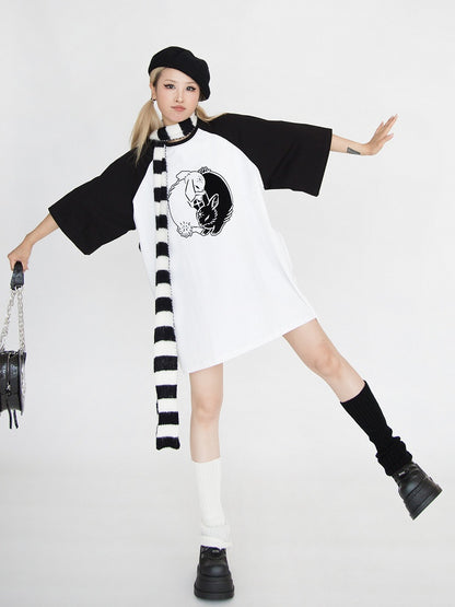 ブラック＆ホワイト バニープリント オーバーサイズ Tシャツ