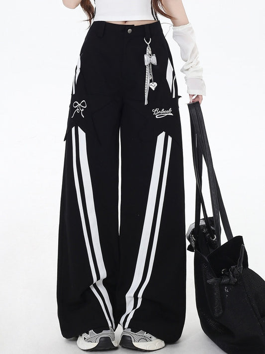 Schwarze Hose mit hoher Taille und geradem Bein und weißen Streifen