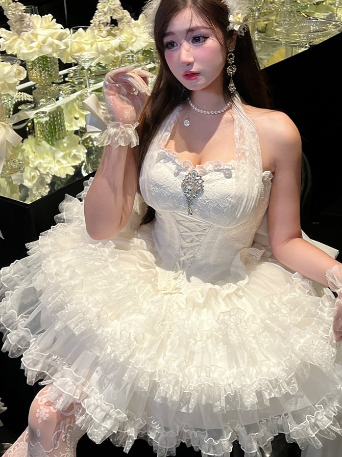 Weißes Hanayome Lolitacore-Kleid mit Neckholder und baskischer Taille zum Selbstbinden