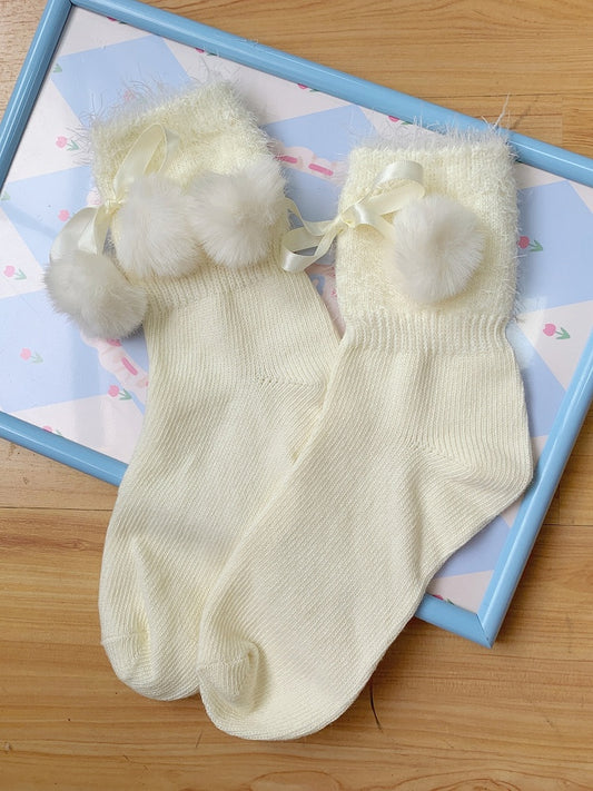 Pompon Daily Charm White Self-tie Socks with Strap Kawaii