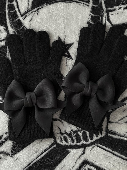 Gothic Details at Gloves Cutout Pads Black Finger Bowknot