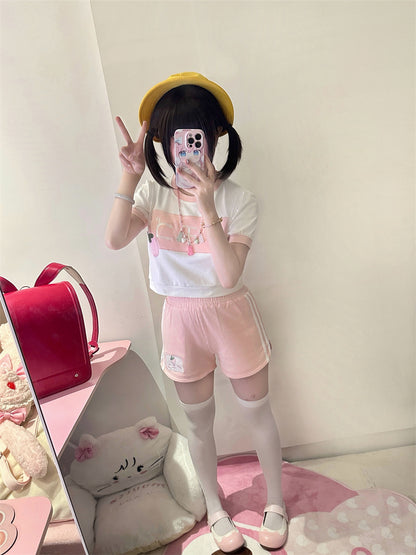 Pink Elastic Waist Thigh Length Shorts