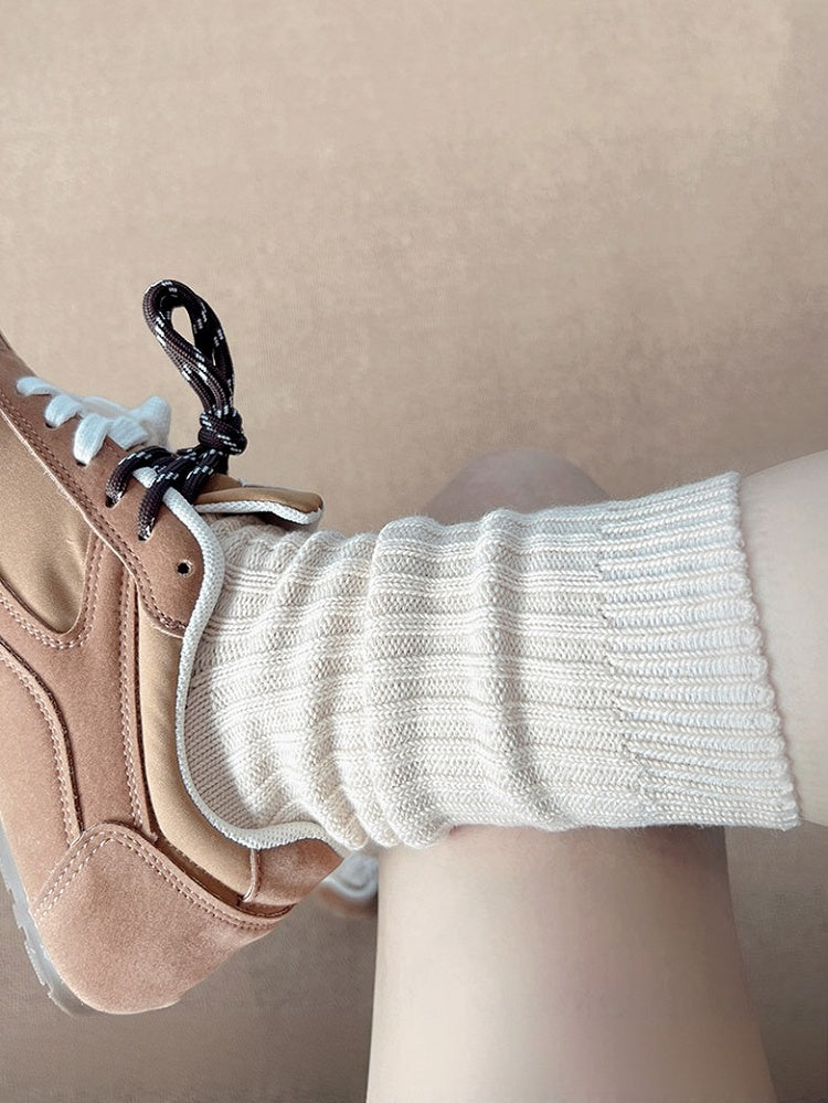 White/Beige/ Gray/Black Knitted Calf Socks