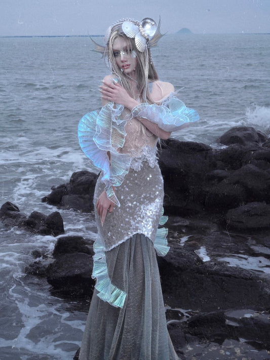 Kaskadierendes, hautfarbenes, transparentes Bolero-Design mit flossenförmiger Rüsche aus Tüll