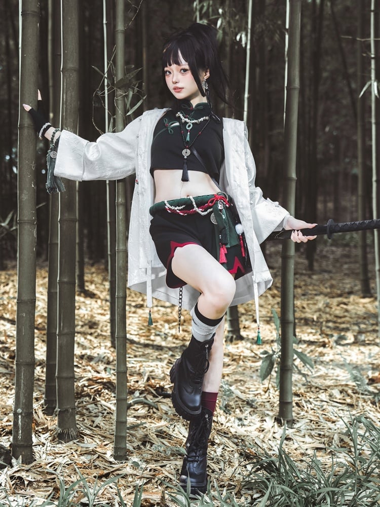 ブラックのチャイナカラークロップドベストトップス