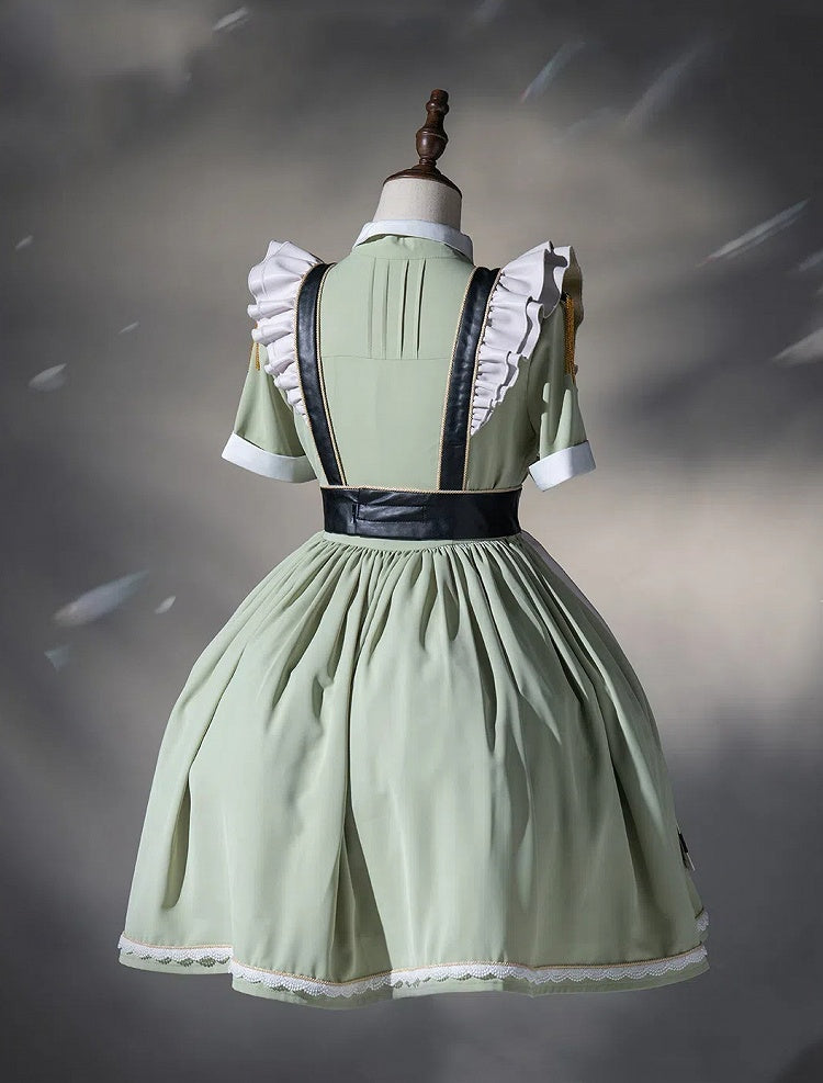 Flatter-Militär und Set, kurze Schürze, grünes Kleid, volle Dienstmädchen-Hülsen, leichte Lolita-Ärmel