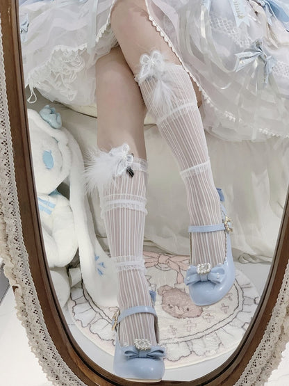 ラウンドメリートゥ、ロリータラインストーンとディテールがあしらわれたリボン結びのジェーンズビーズのブルーシューズ