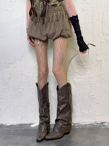 Wasteland Punk – Asymmetrische Strumpfhose mit Cut-outs in Hellkaffee