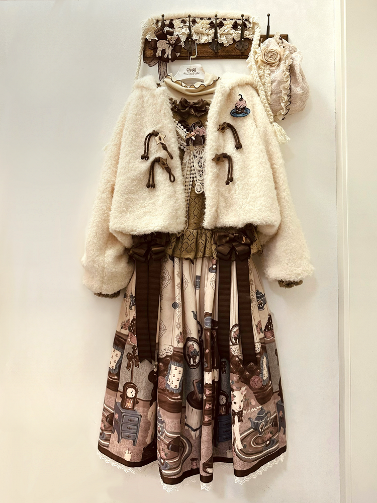 Beige Sweet with Star-Accented Plush Lolita Drawstring Coat Toggles