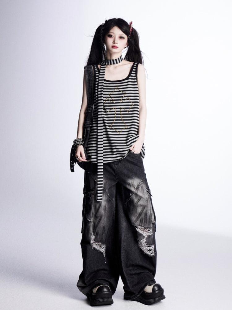 mit kostenlosem schwarz-grauem Streifen-Tanktop mit Kreuz und Nieten im Vintage-Stil