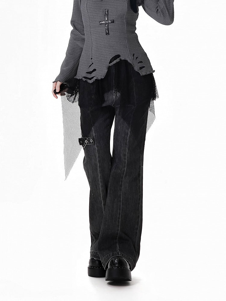 Detail Faded Wash Distressed Graue Schlagjeans mit Herzschnalle