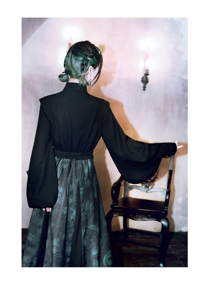 Sleeve with Bishop Blouse Snake Triangular Embroidery Gothic Black Insets Green Cheongsam