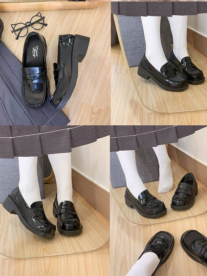 Version mit mittlerem Absatz, Stil Schule – in schwarzen Slippern, akademische JK-Loafer-Uniform
