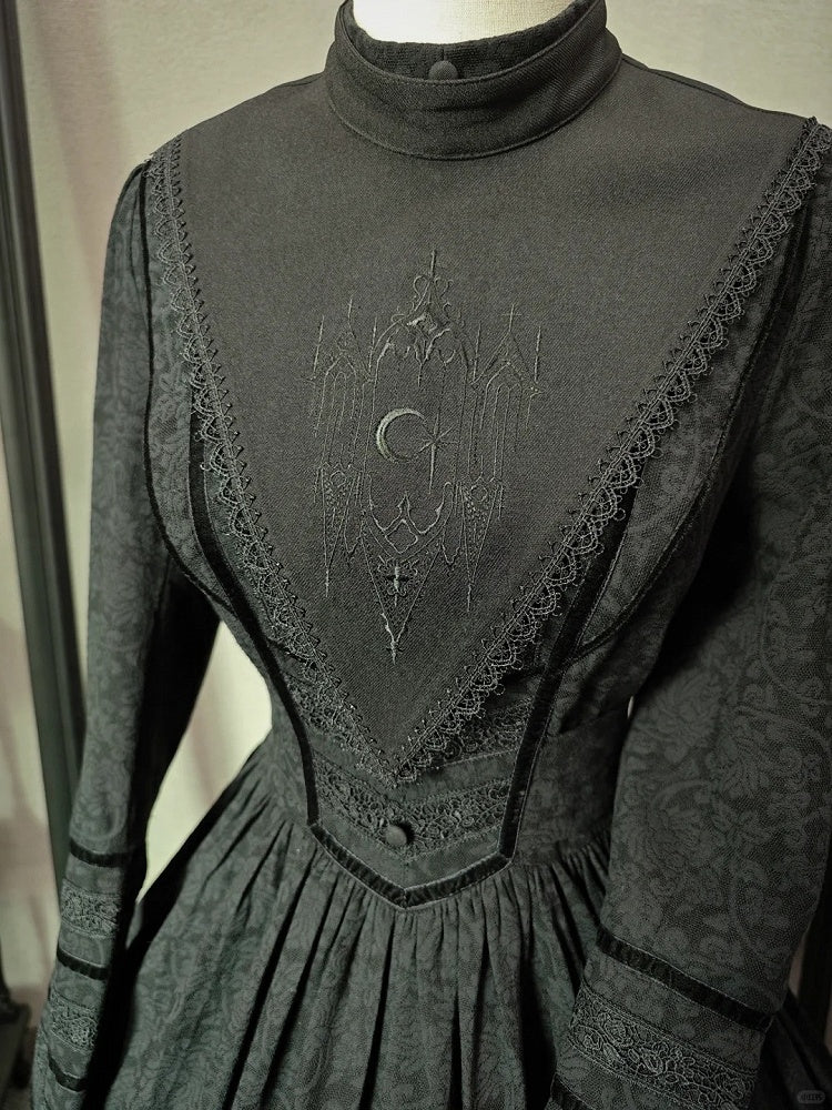 White and Black Embroidery Details Pointed Collar