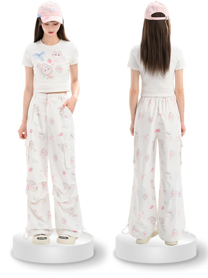 Cuffs – Entzückende weiße Hose mit weitem Bein und Cargotaschen mit Kitty-Print und Kordelzug