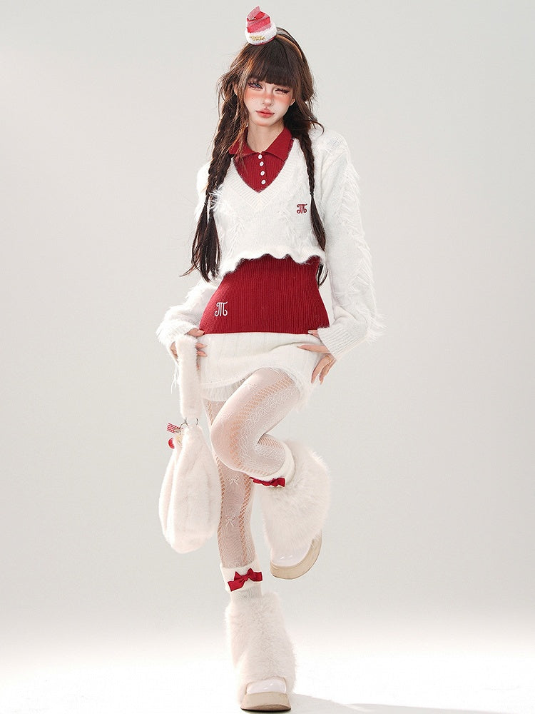 ホワイトVネッククロップドセーター + レッドニットトップス + ホワイトミニスカートセット