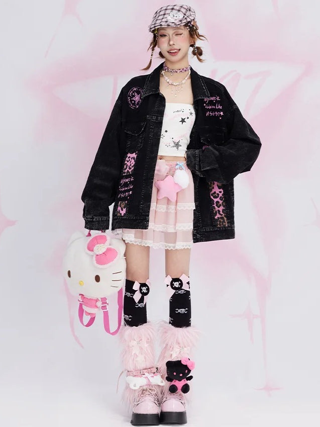 ピンクのレーストリムティアードミニスカート